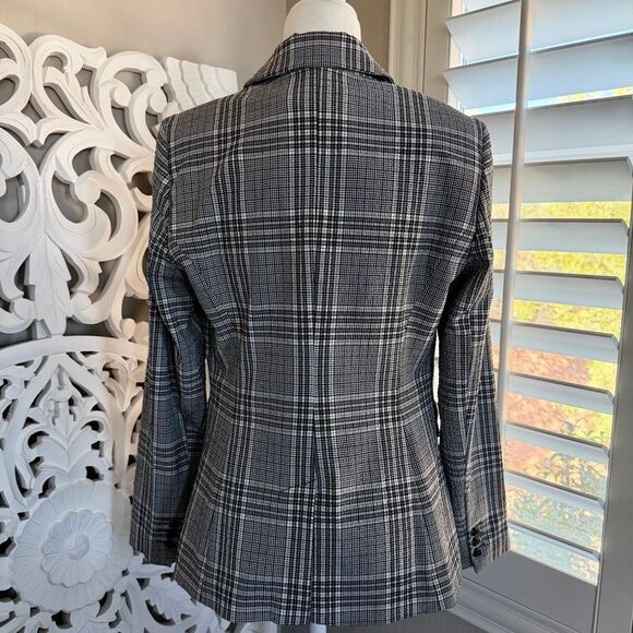 Maison d’Amelie Seersucker Plaid Blazer - Picture 4 of 6